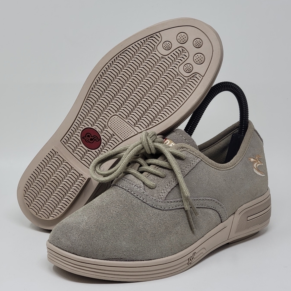 G-Defy Gravity Defyer Comfort Fit Beige Suede Shoes TB7009FCR-M Women's Size 7